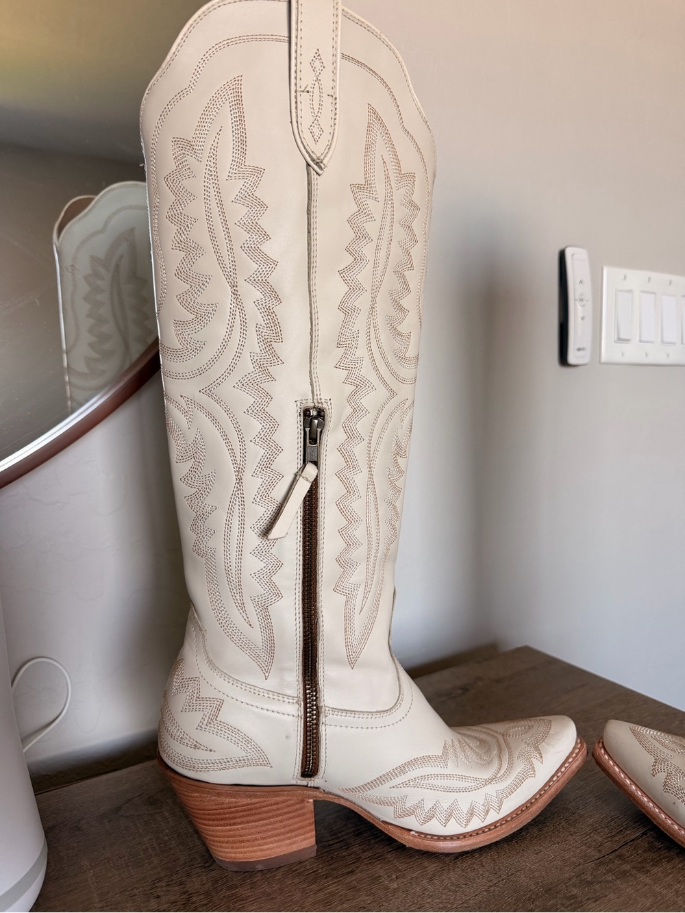 Ariat Casanova Boots - Picture 6 of 10